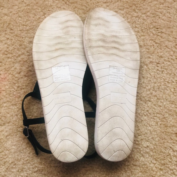 Basic Sandal - Picture 3 of 3